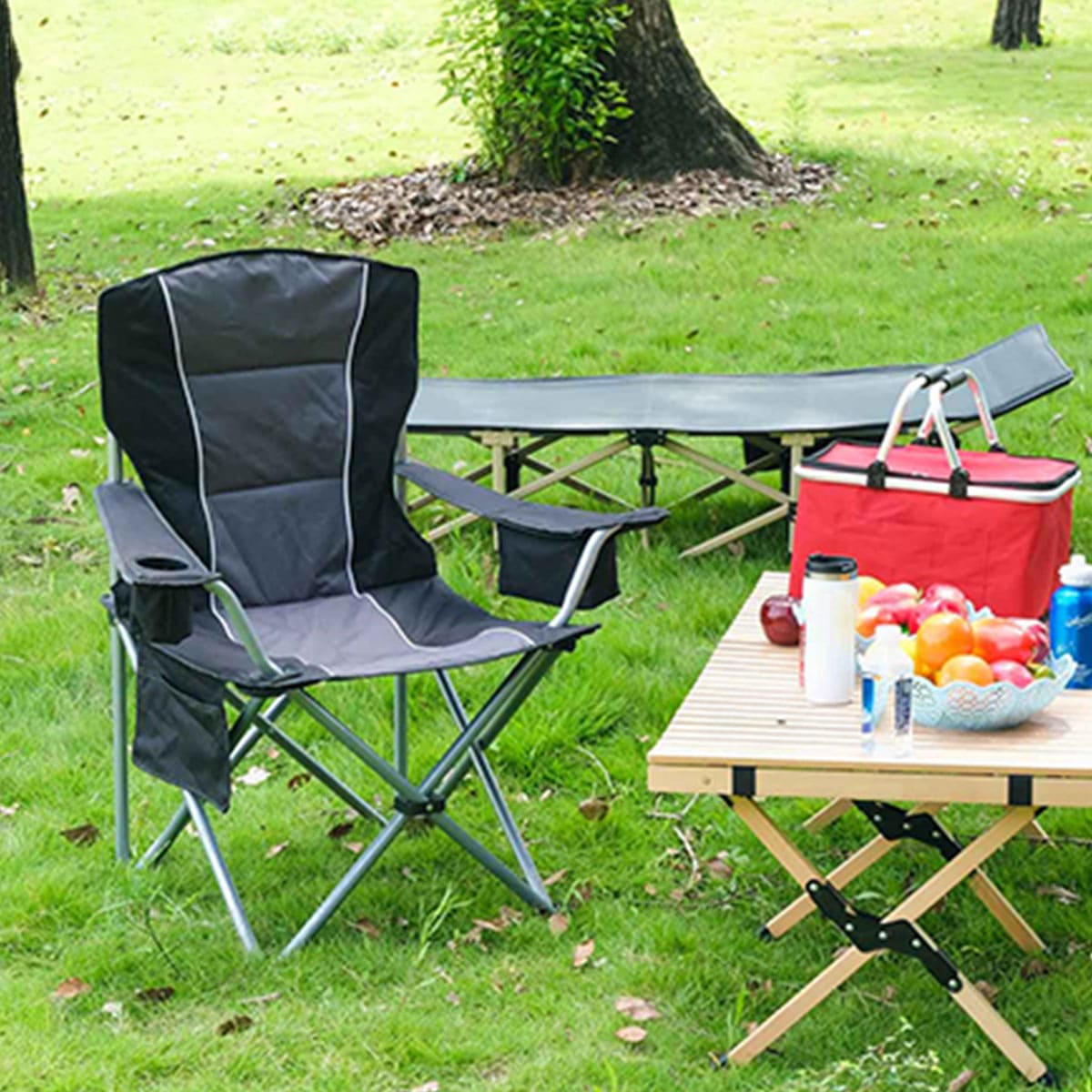Load-bearing portable oversized chair