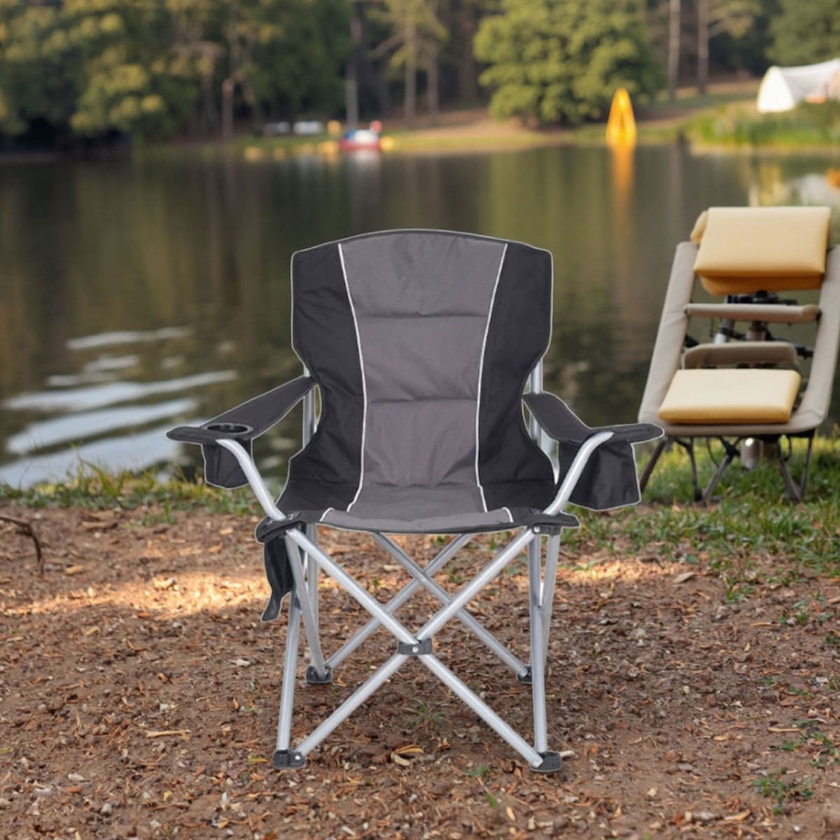 Load-bearing portable oversized chair