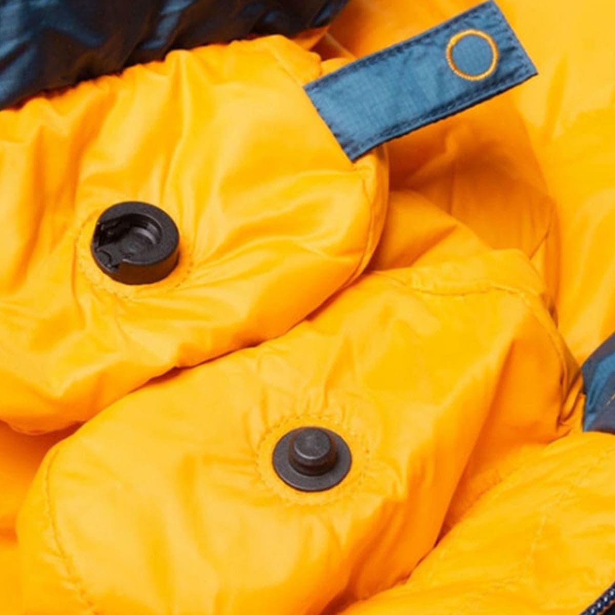 Mummy Style Waterproof Winter Sleeping Bag
