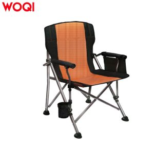 Folding camping chair with cup holder