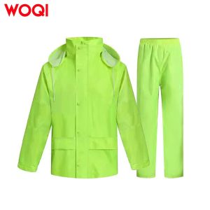 Lightweight raincoat coat with pants